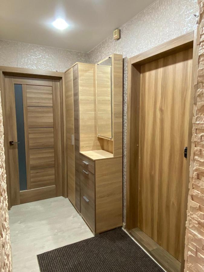 Квартира С Раздельными Комнатами, Левый Берег, Пр Правды, Ул Калиновая Dnepropetrovsk Exterior foto